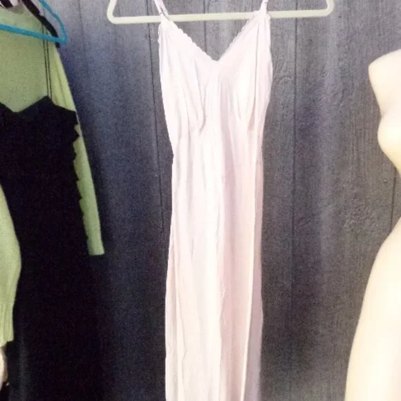 Vintage Seamprufe 1940s Pink Fullslip Full Slip sz 32 Rayon Blend Bul Mil